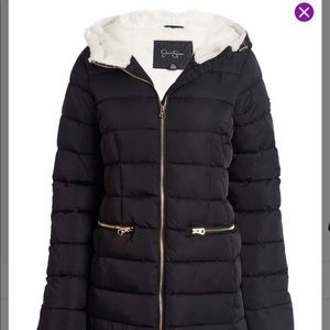 Jessica Simpson black & White puffer coat